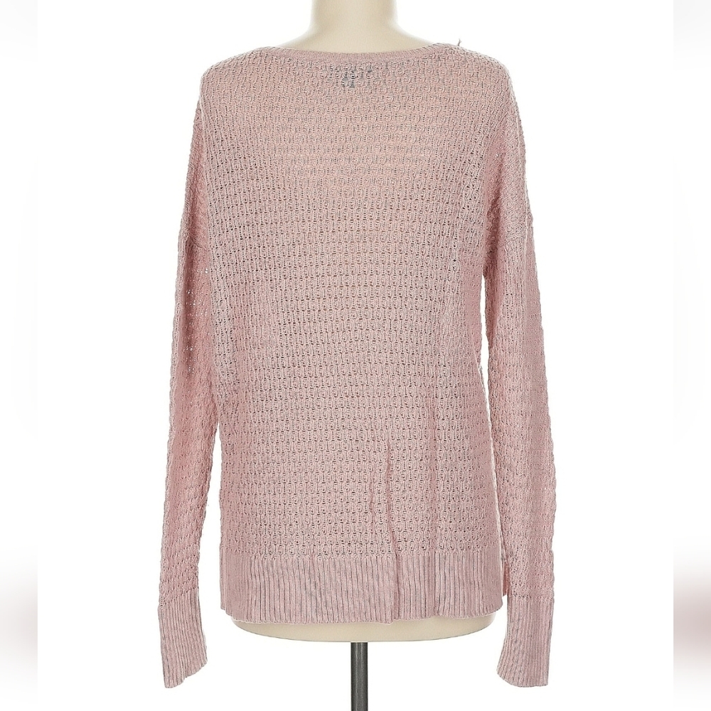 💥Sale💥American Eagle Outfitters Light Pink Crew Neck Sweater - Picture 2 of 3